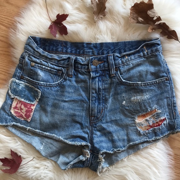 Ralph Lauren Pants - 🌞4/$35 
Ralph Lauren vintage style patches shorts